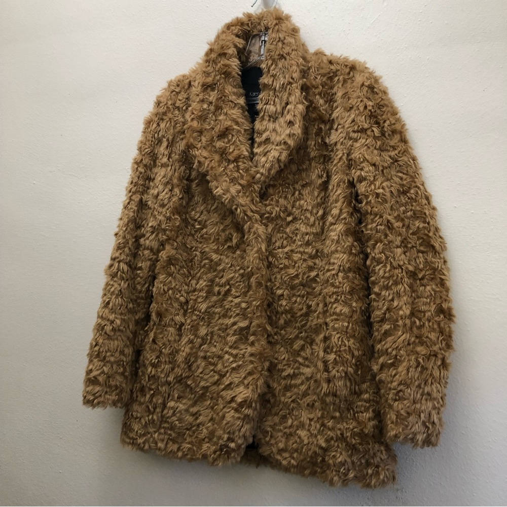 Karen Kane Long Sleeve Faux Fur Shawl Collar Jacket Women's Size S Camel - Picture 9 of 9